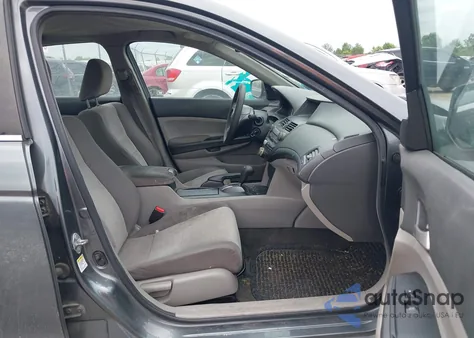 2010 Honda Accord 2.4 Lx-P from USA, damaged, VIN 1HGCP2F40AA043698